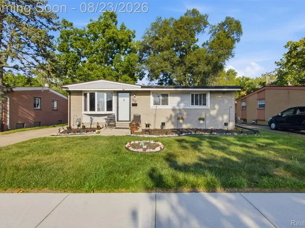 335 Bert Ln, Inkster, MI 48141