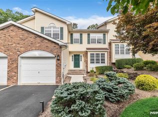 130 Butternut Dr, Wayne, NJ 07470