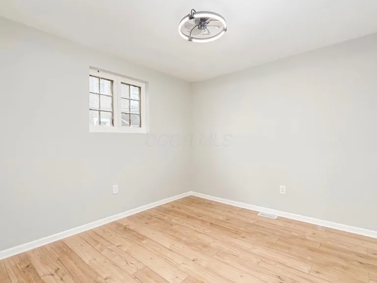 2406-2408 Findley Ave — Photo 4