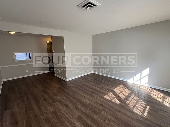 5th image of 2405 Vanstory St APT E