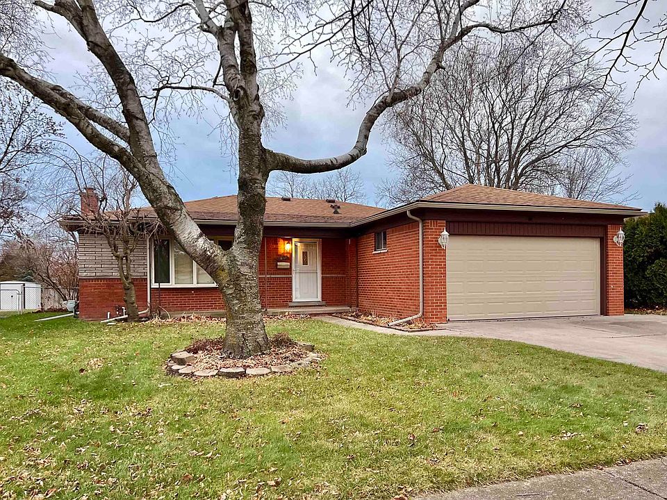 1st image of 31647 Shawn Dr