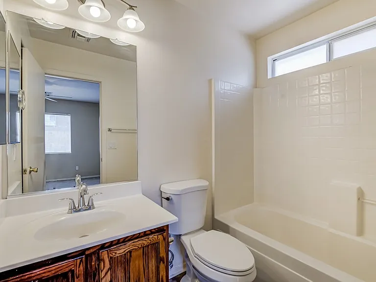1105 S 225th Ave — Photo 13