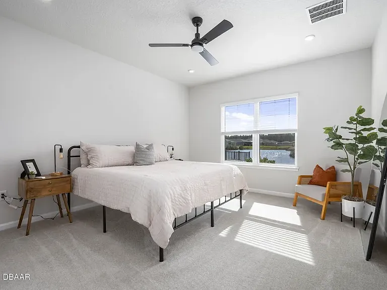 253 Eagle Harbor Way — Photo 3