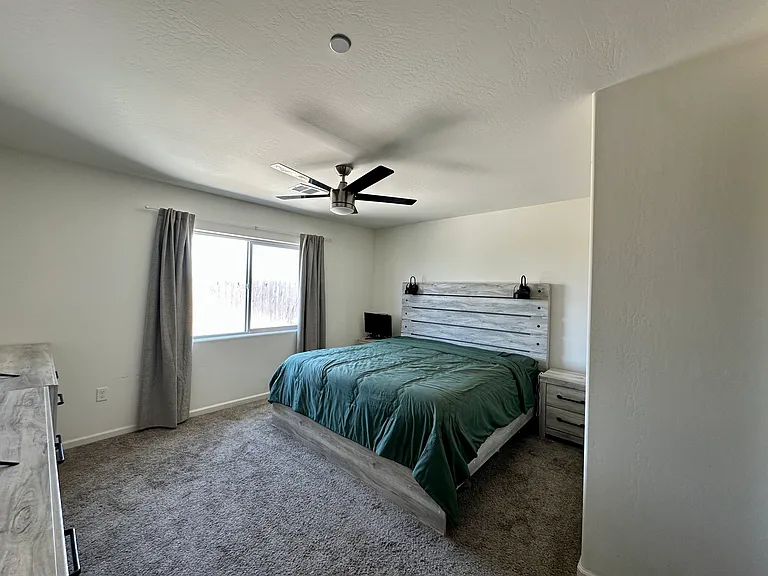 525 Mallard Dr — Photo 13