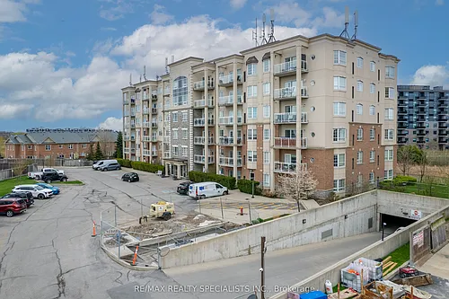 1379 Costigan Rd #201 Photo 1