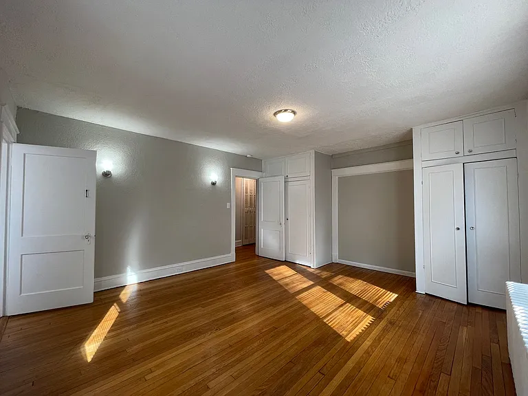 4822 Chamberlayne Ave — Photo 8