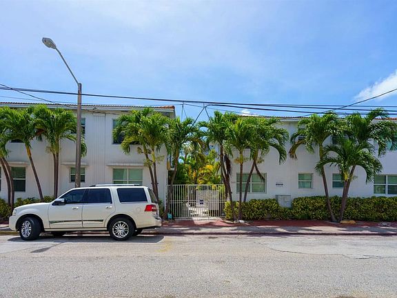 2nd image of 7610 Byron Ave Unit 4-7610-4
