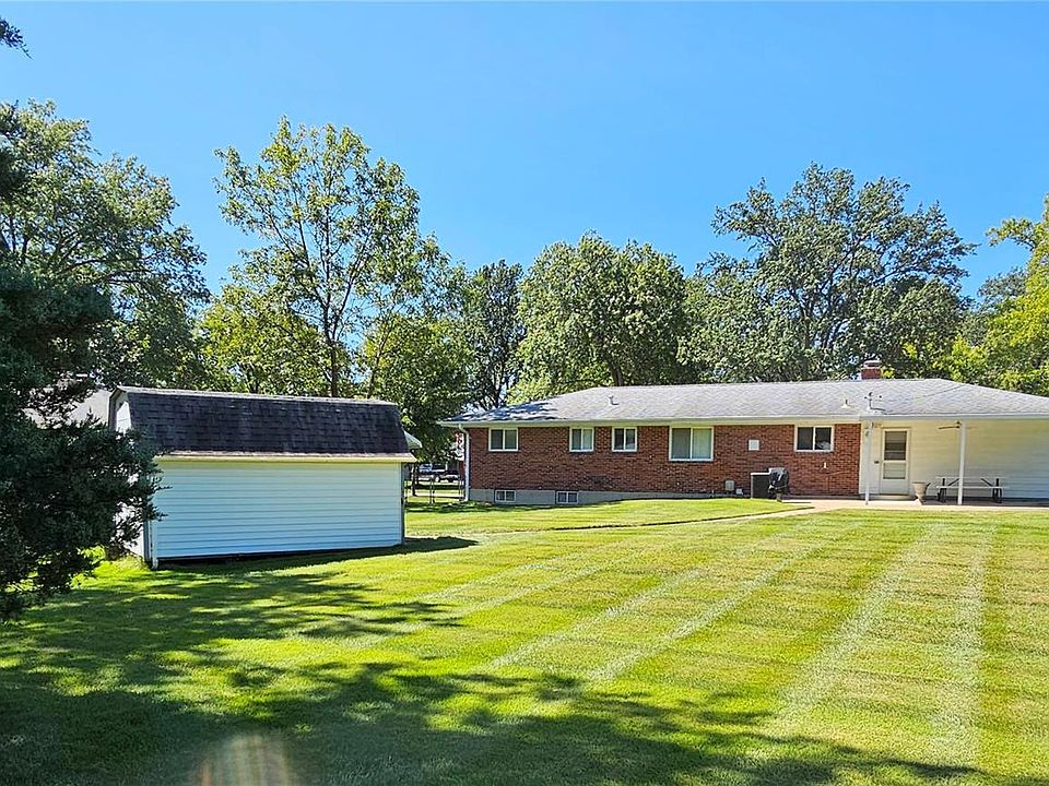 2nd image of 114 Smith Dr