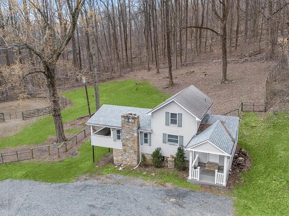 1st image of 13587 Hanging Rock Ln