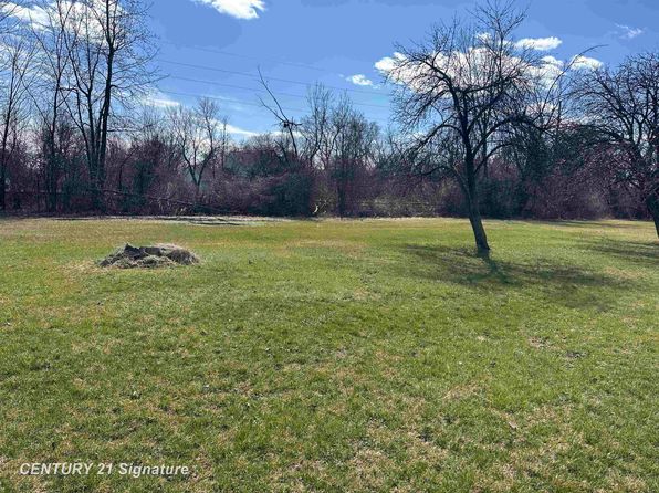 2875 Hermansau Rd, Saginaw, MI 48604