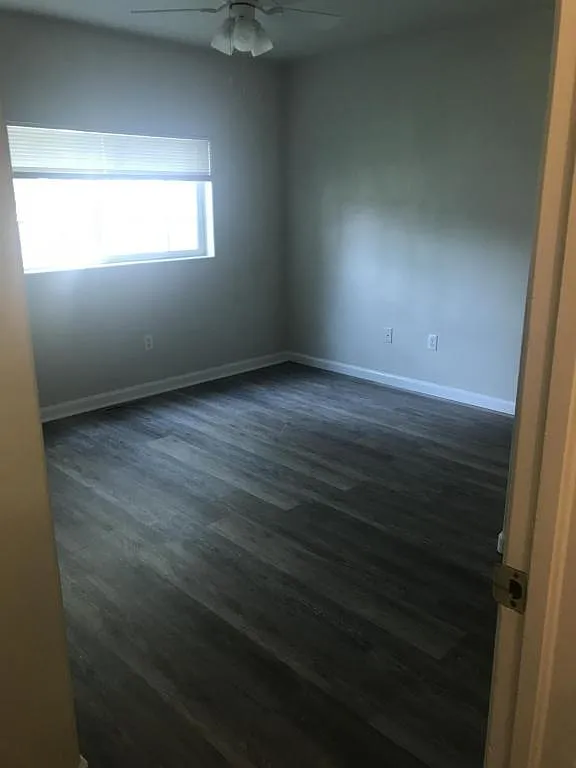 1223 Taft Avenue — Photo 4