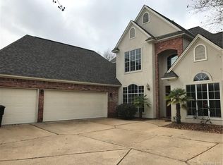 536 Canterbury Ln, Bossier City, LA 71111