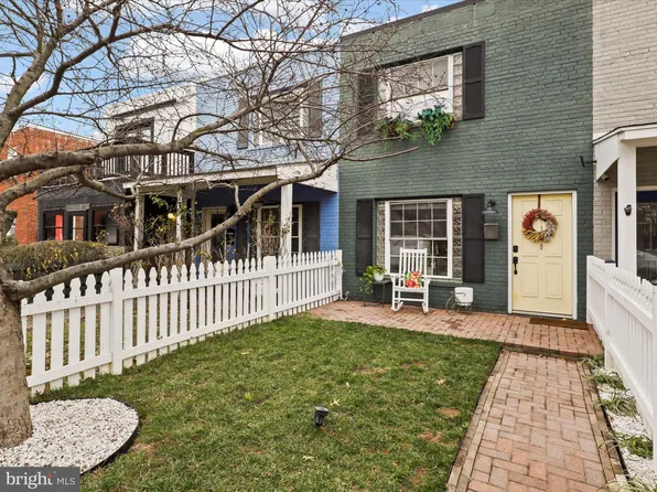 1319 Pendleton St, Alexandria, VA 22314