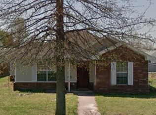 5735 W Fountain St, Fayetteville, AR 72704