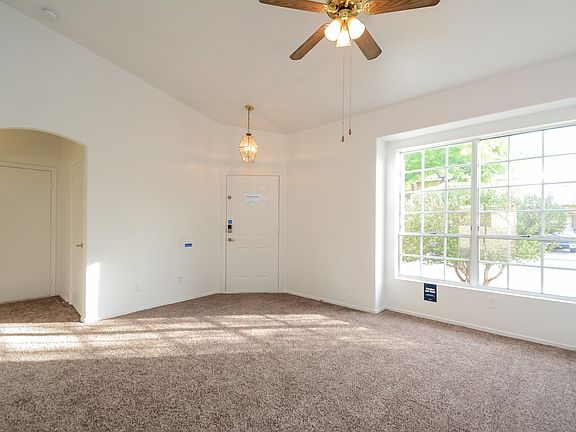 5th image of 9012 N Willeta Dr