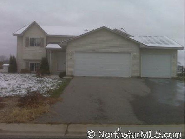 1st image of 330 Gloria Ave