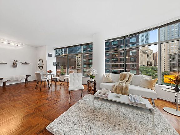 3rd image of 250 E 54th St APT 6C