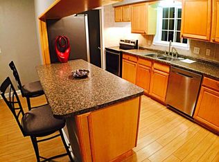 1623 Guernsey Ct, Waterloo, IA 50702