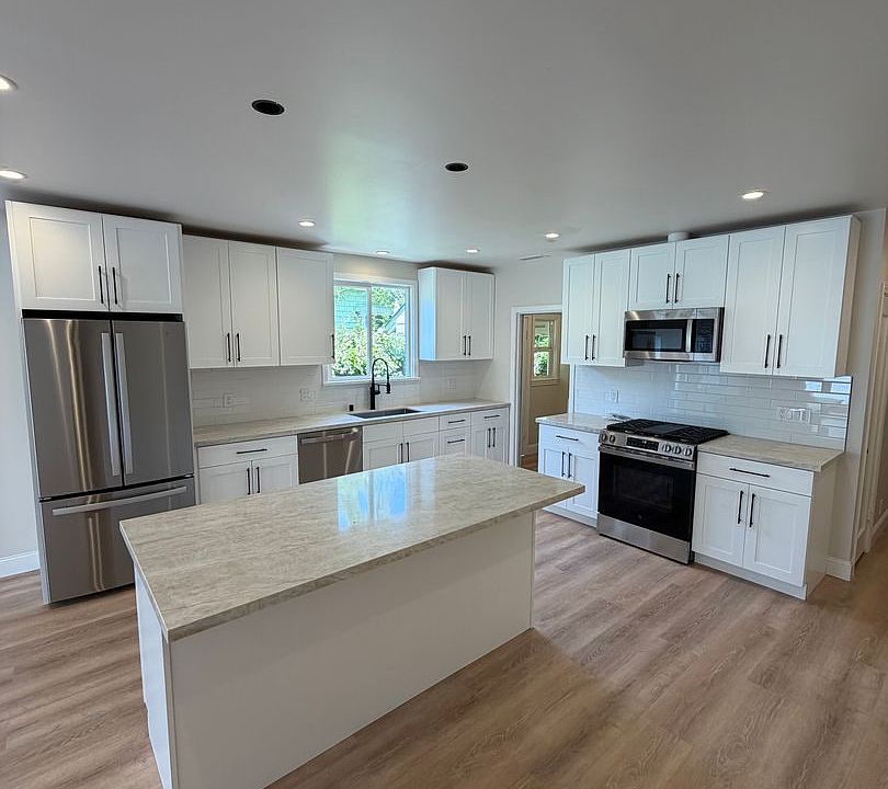 1st image of 506-510 N Claremont St #508