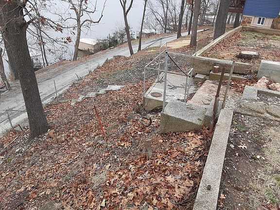 4th image of 716 & 718 Choctaw Dr