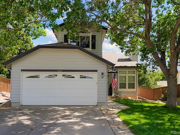 2nd image of 6644 Laguna Circle