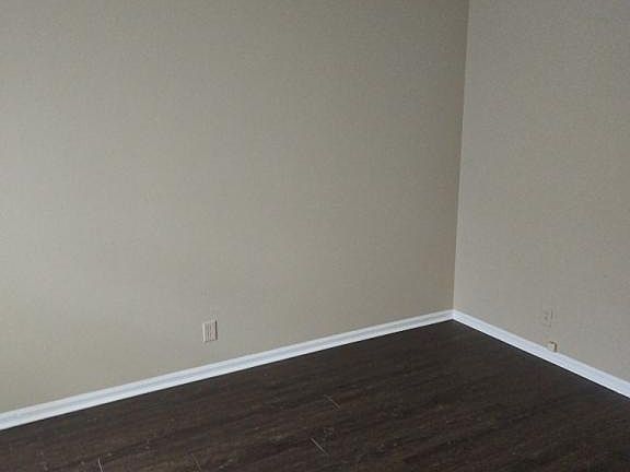 2nd image of 5302 Milner Rd APT 1