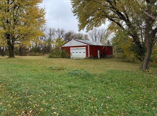 60X E Main St, Dodge Center, MN 55927