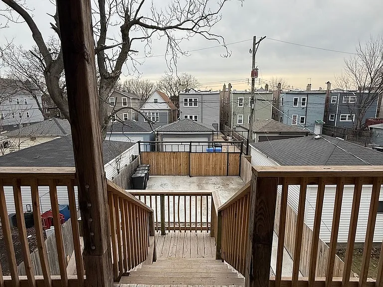 4907 W Walton St #2 — Photo 15