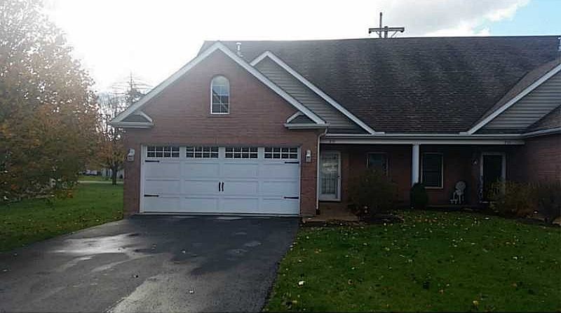 1st image of 251 Plum St