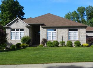 6566 River Ridge Dr, Newburgh, IN 47630