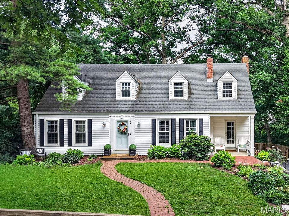 1st image of 35 Wildwood Ln