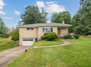 2401 Tilbrook Rd, Monroeville, PA 15146