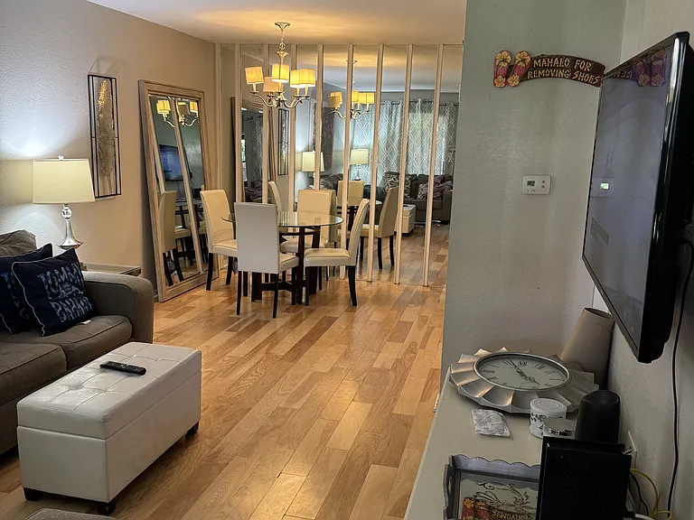2801 N Los Felices Cir E #D110 — Photo 13