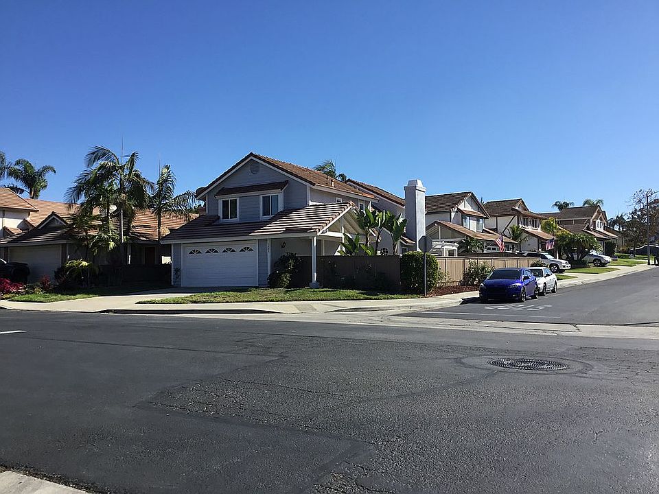 1st image of 1989 Rosewood St