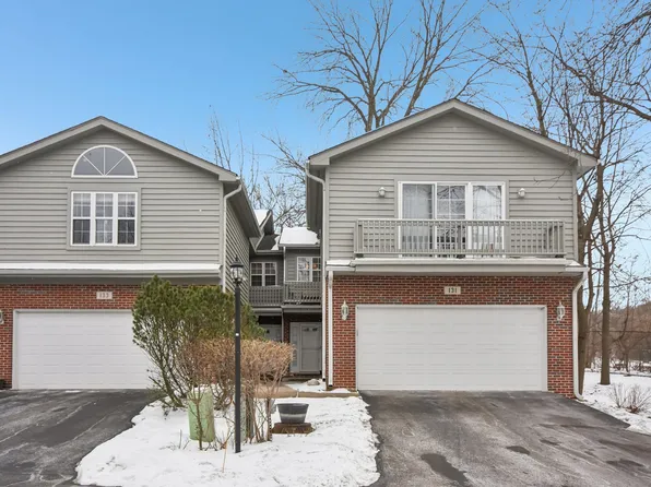 131 Willow Creek Ln, Willow Springs, IL 60480