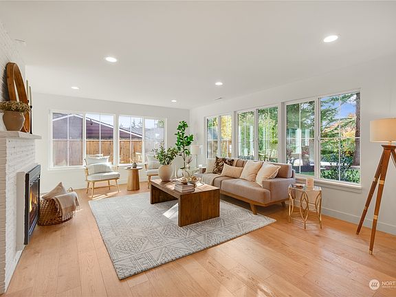 4th image of 18760 63rd Ave NE