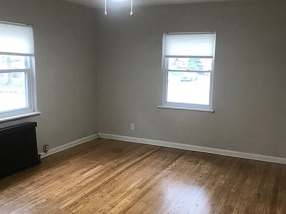 4th image of 4219 Smith Rd #2