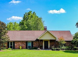 504 E Magnolia Ave, Abbeville, LA 70510