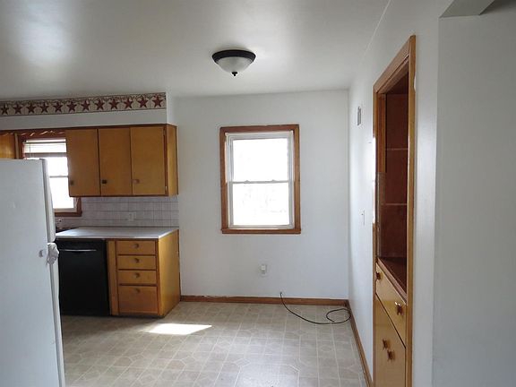 5th image of 430 Catherine St