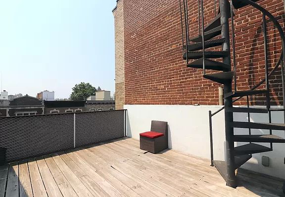 4th image of 1311 Pacific St #601B