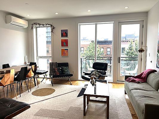 2nd image of 187 Pulaski St #4