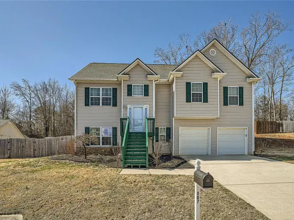 507 Bishop Ct, Commerce, GA 30529