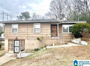 205 7th St, Midfield, AL 35228