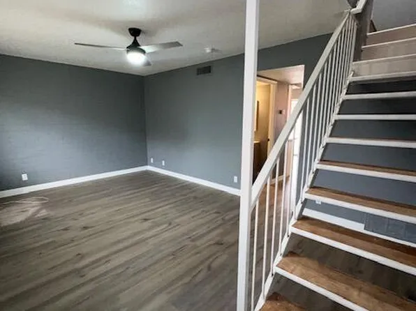 2551 W BERRIDGE Lane #D6, Phoenix, AZ 85017