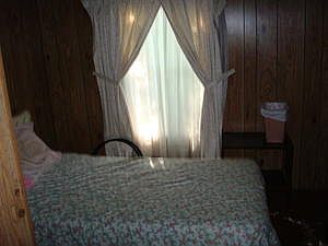 4th image of 20736 Valley Ct