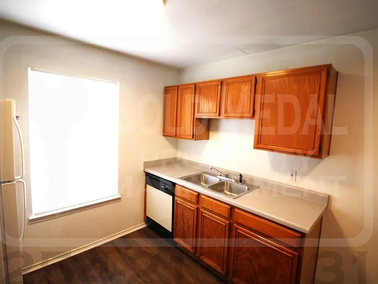 1708 Windward Dr — Photo 6