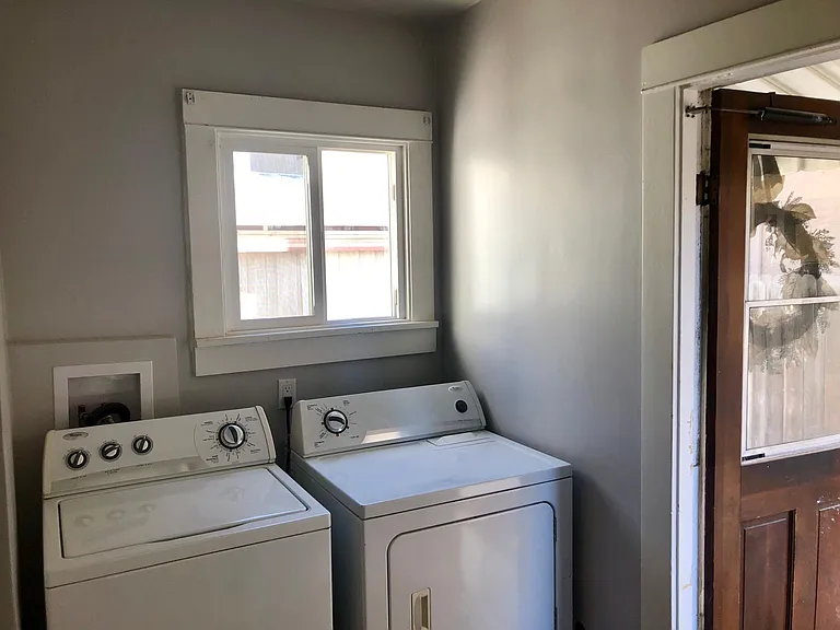 1220 Termino Ave — Photo 13