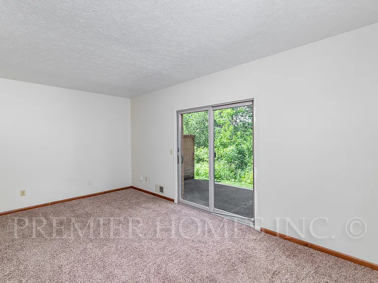 3716 Martindale Rd NE #F — Photo 13