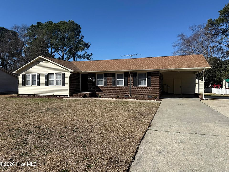 1st image of 207 Avalon Lane
