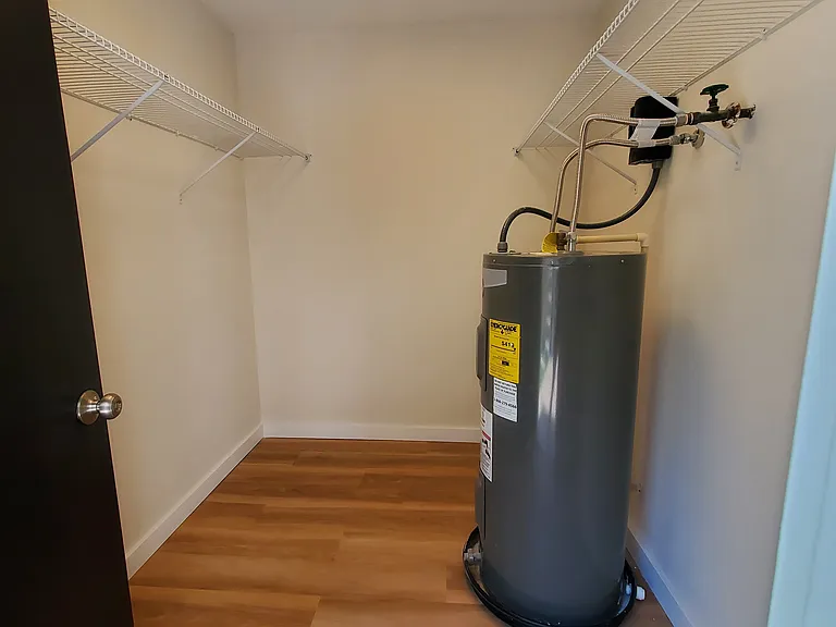 6310 Harvard Ct — Photo 13